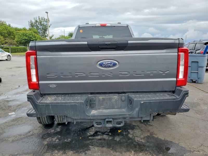 2023 FORD F350 SUPER DUTY — Фото 6 из 12