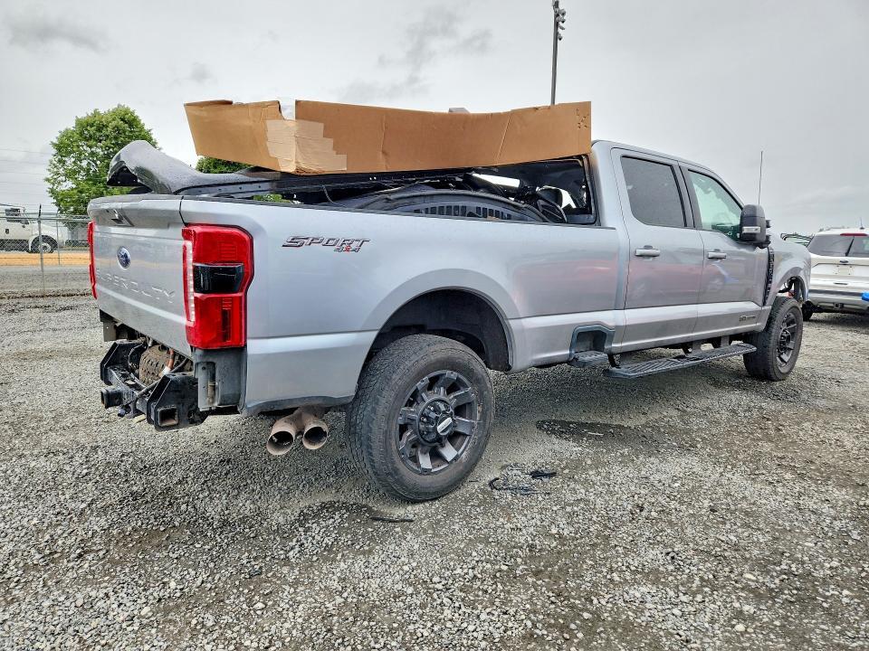 2024 FORD F350 SUPER DUTY — Фото 3 из 12