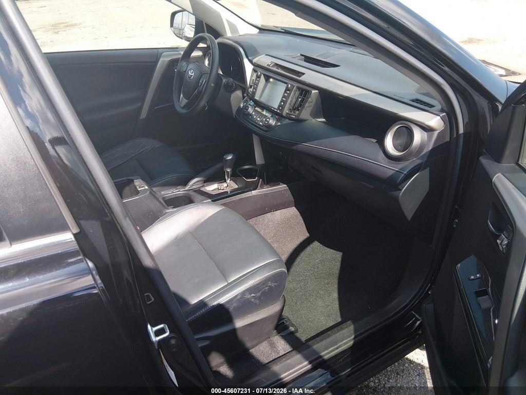 2T3YFREV0HW386243 2017 TOYOTA RAV4 photo no. 5