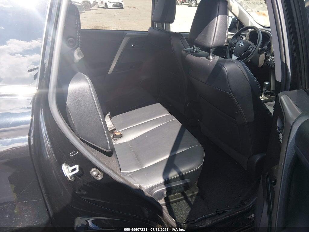 2T3YFREV0HW386243 2017 TOYOTA RAV4 photo no. 8