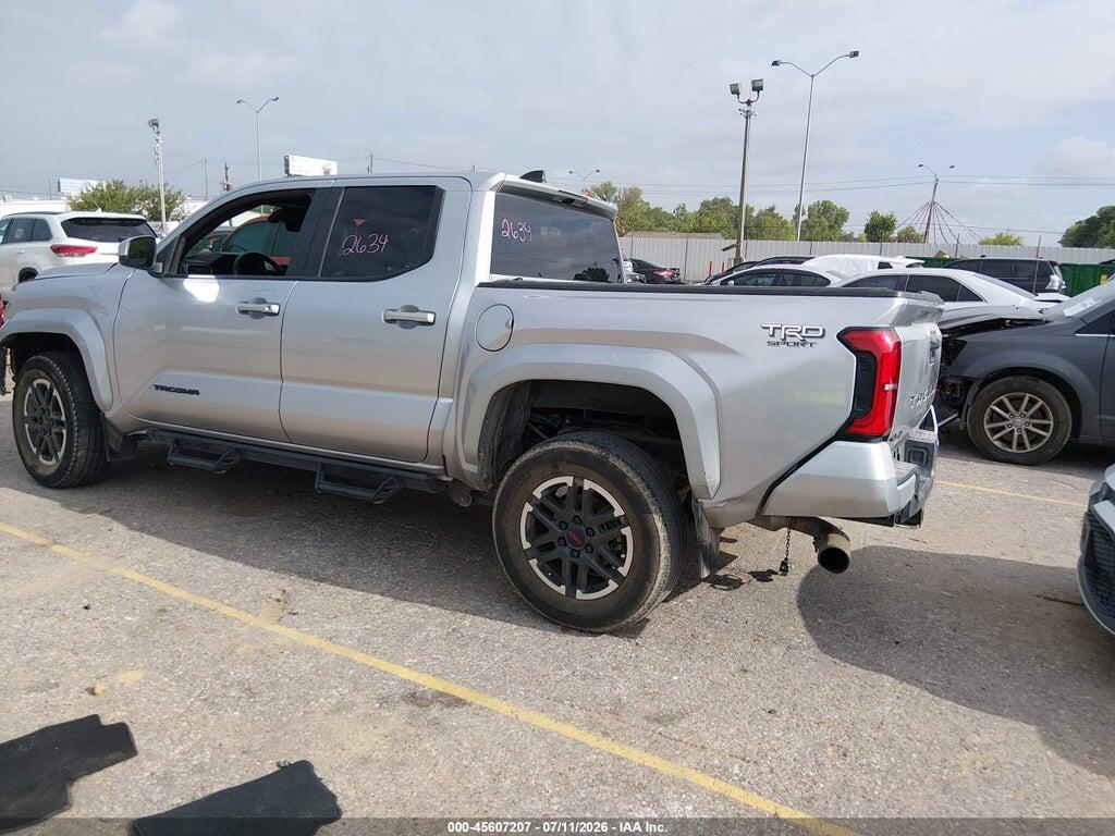 3TYLB5JNXRT017109 2024 TOYOTA TACOMA photo no. 3
