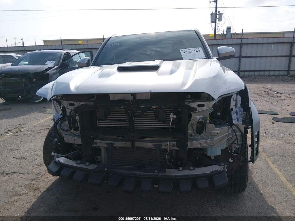 3TYLB5JNXRT017109 2024 TOYOTA TACOMA photo no. 6