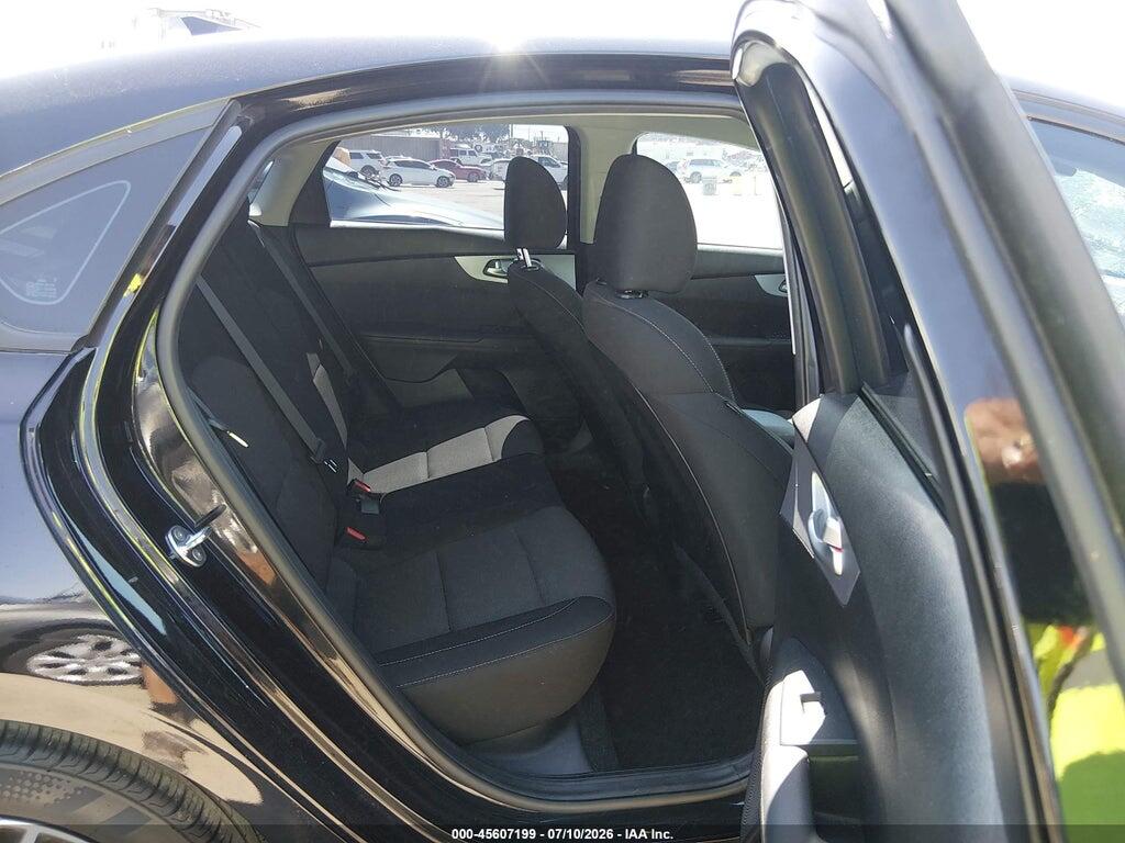 3KPF24AD4PE558447 2023 KIA FORTE photo no. 8