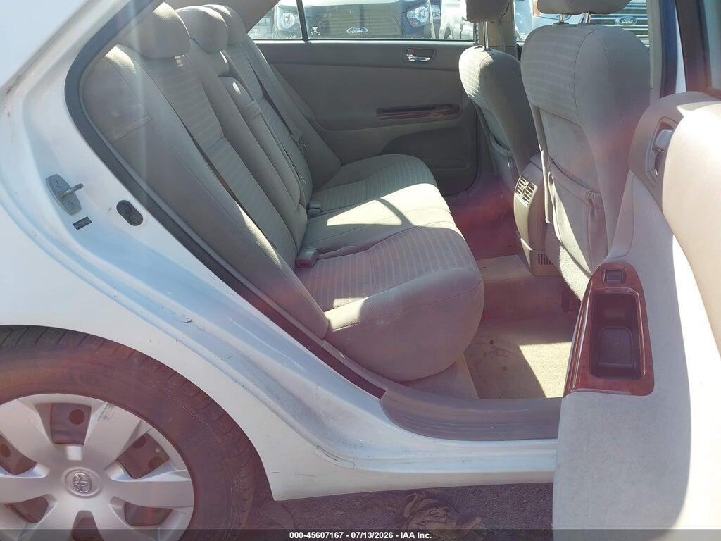 4T1BE30KX5U008065 2005 TOYOTA CAMRY photo no. 8