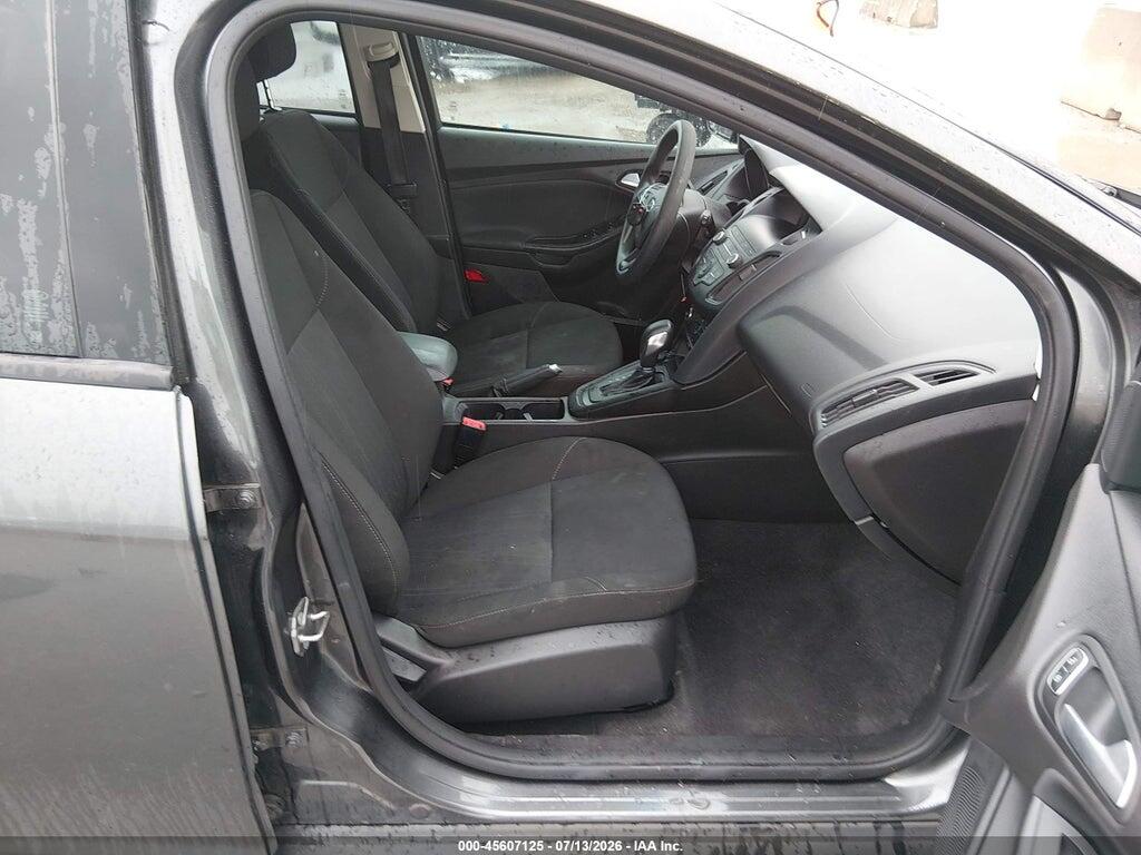 1FADP3K28JL292838 2018 FORD FOCUS photo no. 5