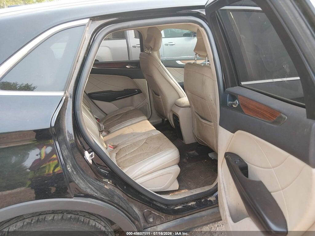 5LMCJ2C98HUL35682 2017 LINCOLN MKC photo no. 8
