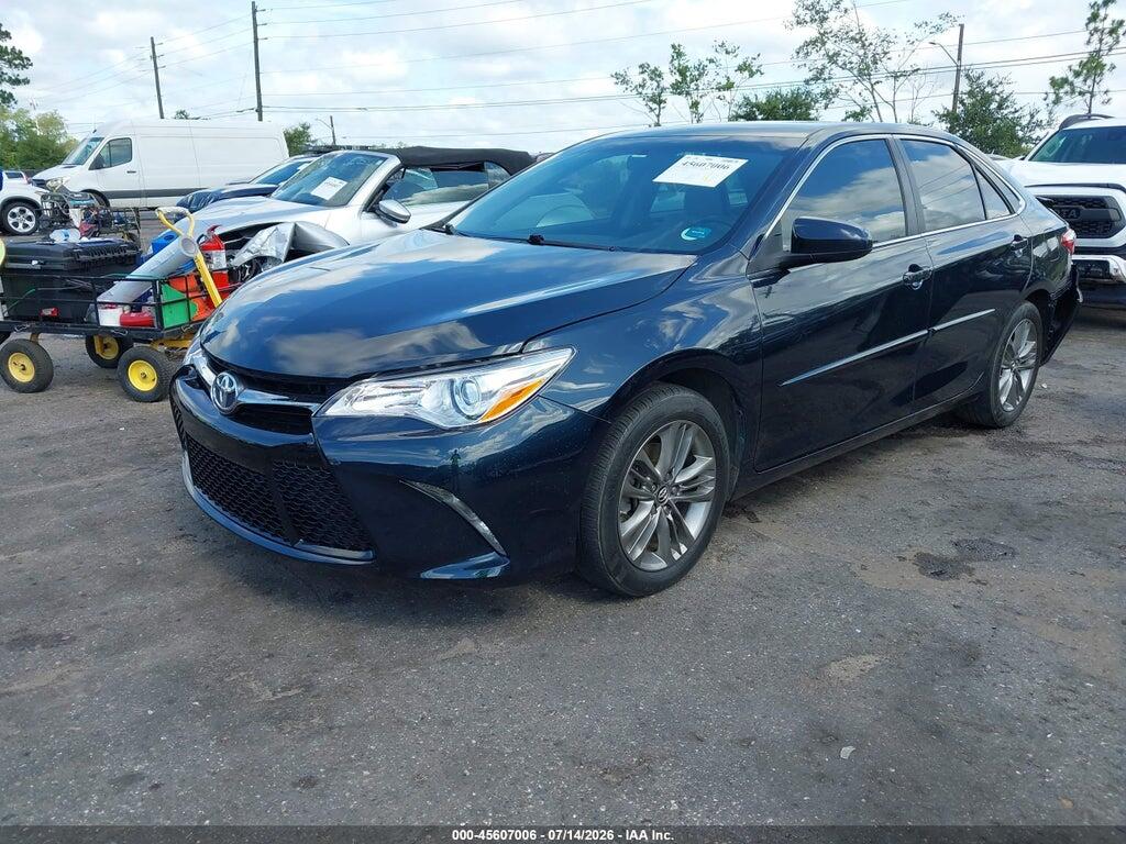 4T1BF1FK4GU203686 2016 TOYOTA CAMRY photo no. 2