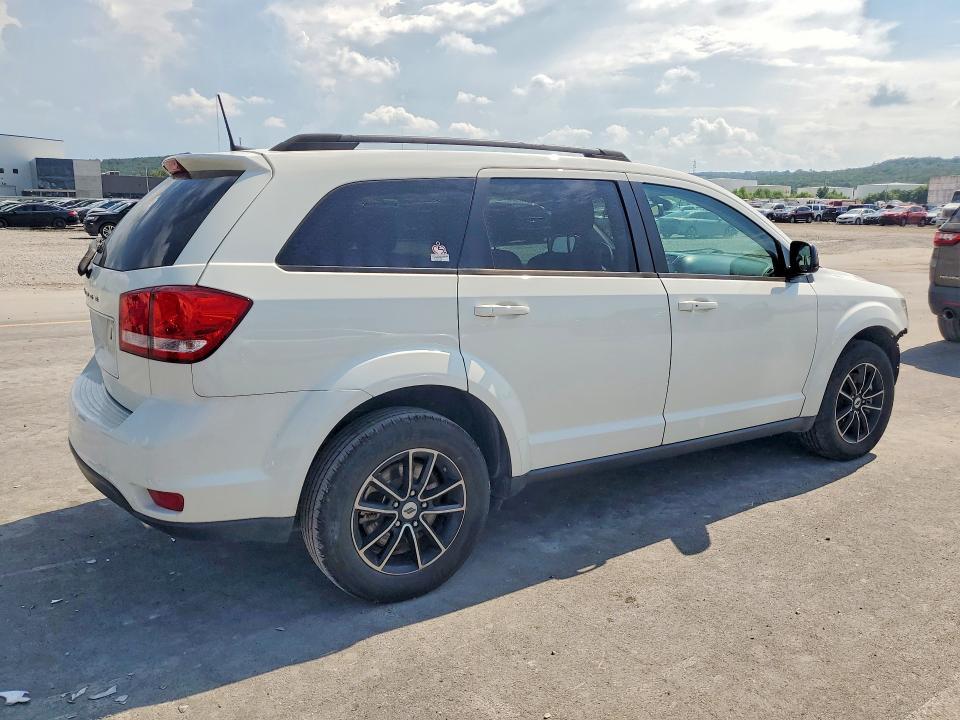 2018 DODGE JOURNEY SXT — Фото 3 из 13