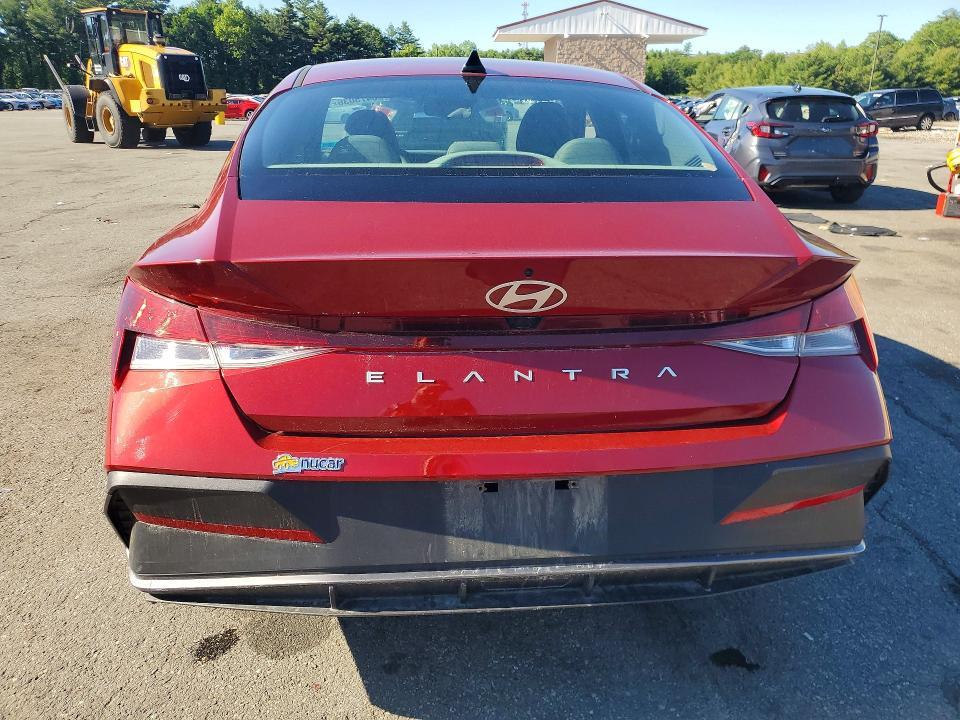 2024 HYUNDAI ELANTRA SEL — Фото 6 из 12