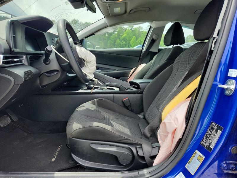 2024 HYUNDAI ELANTRA SE — Фото 7 из 12
