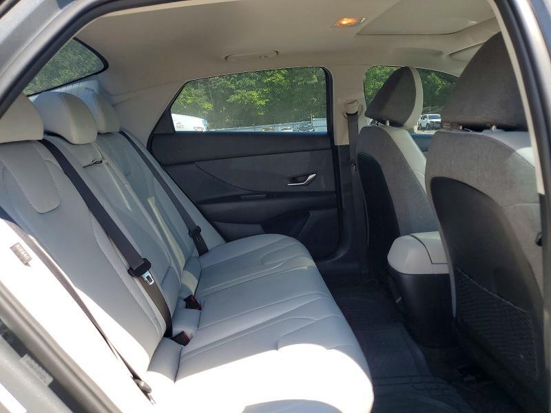 2024 HYUNDAI ELANTRA LIMITED — Фото 10 из 12