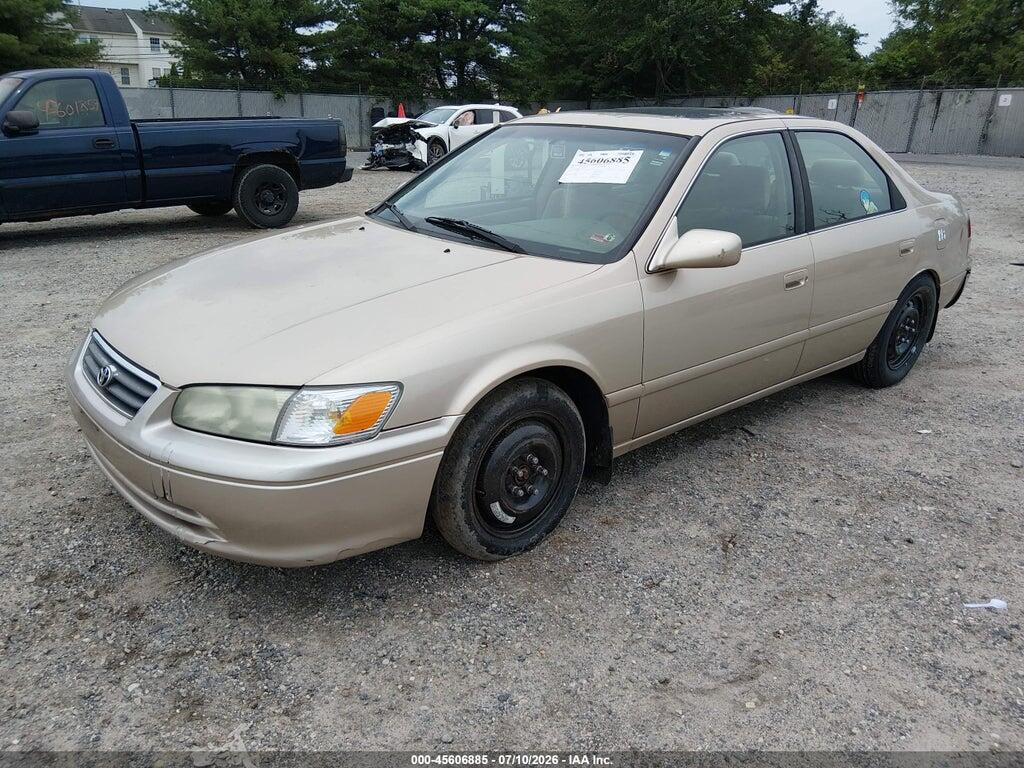 JT2BF22K310328797 2001 TOYOTA CAMRY photo no. 2