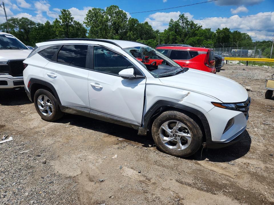 2024 HYUNDAI TUCSON SEL — Фото 4 из 13