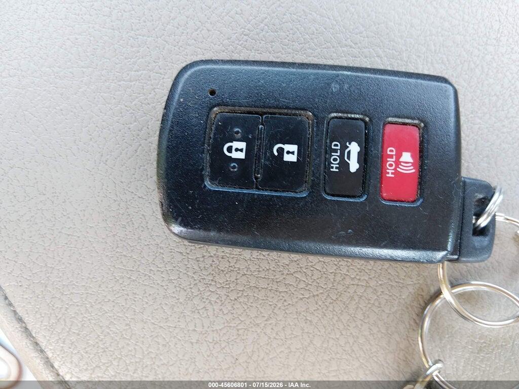 4T4BF1FK2ER383625 2014 TOYOTA CAMRY photo no. 11