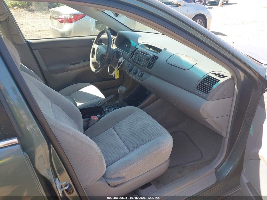 4T1BE32K14U260654 2004 TOYOTA CAMRY photo no. 5