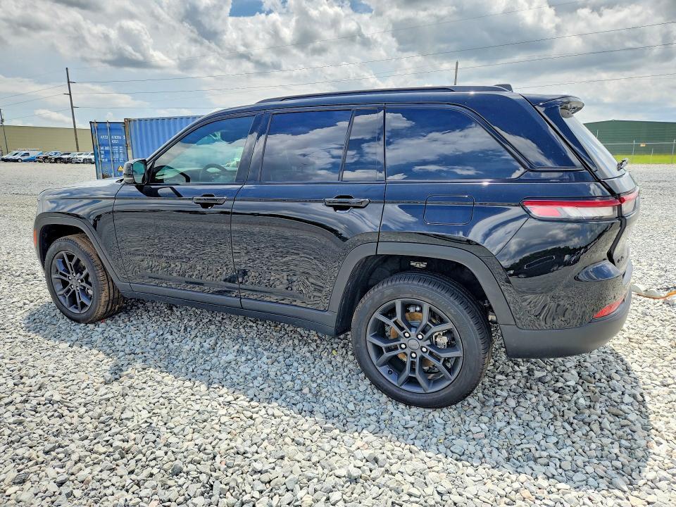 2025 JEEP GRAND CHEROKEE LIMITED — Фото 2 из 14