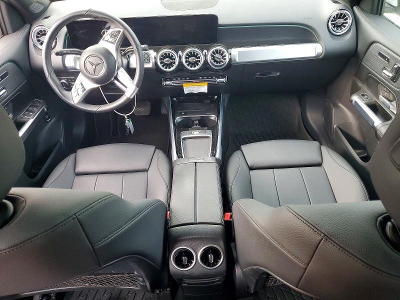 2024 MERCEDES-BENZ GLB 250 4MATIC — Фото 8 из 13