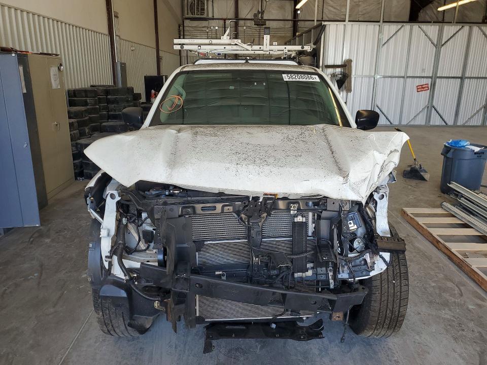 1N6ED1CM6RN640192 2024 NISSAN FRONTIER photo no. 5