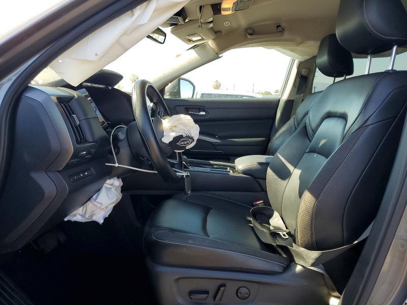 2024 NISSAN PATHFINDER SL — Фото 7 из 13