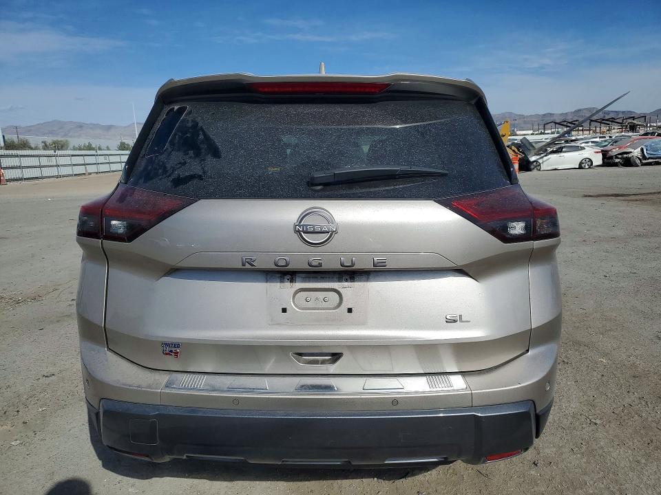 2024 NISSAN ROGUE SL — Фото 6 из 14