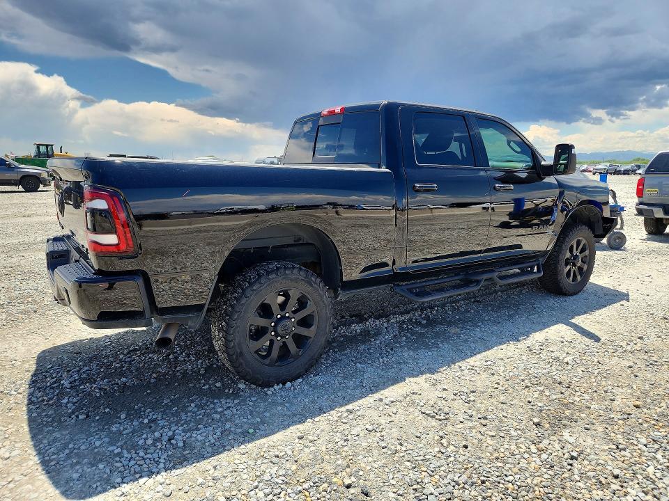2024 RAM 2500 LARAMIE — Фото 3 из 12