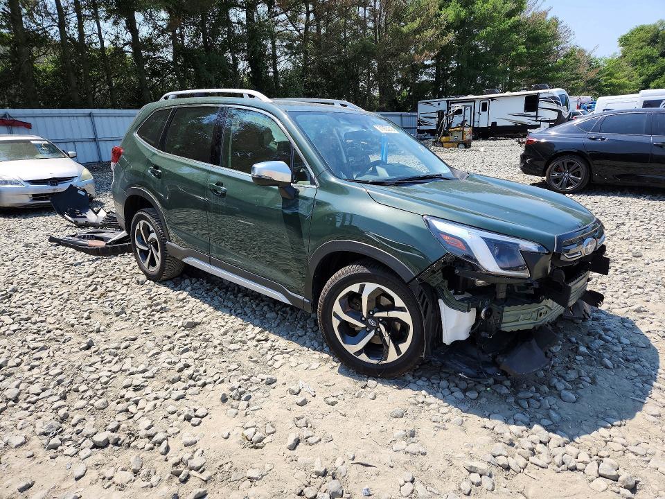 2024 SUBARU FORESTER TOURING — Фото 4 из 14