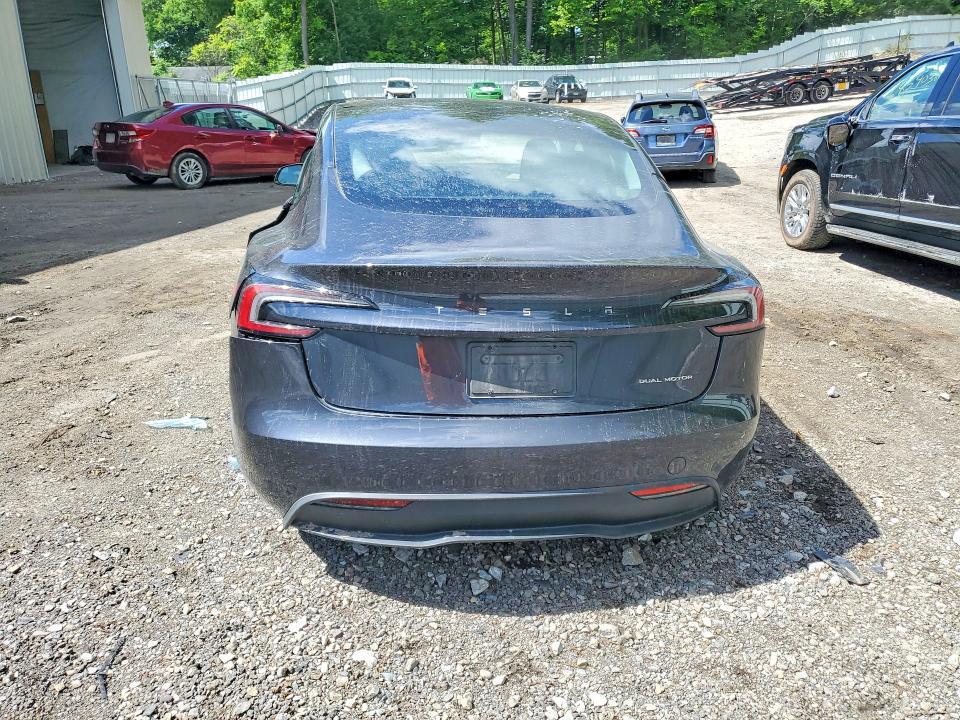 2024 TESLA 3 — Фото 6 из 12
