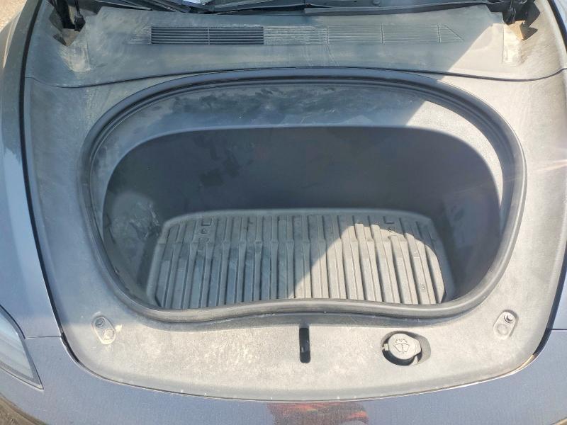 2024 TESLA MODEL 3 — Фото 11 из 12