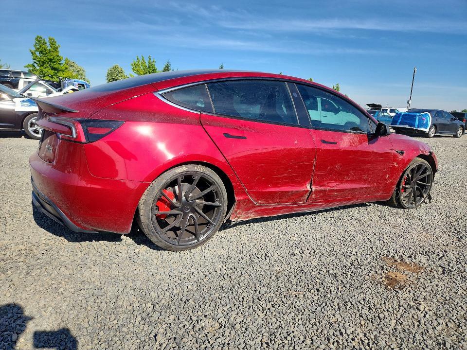 2024 TESLA MODEL 3 — Фото 3 из 12
