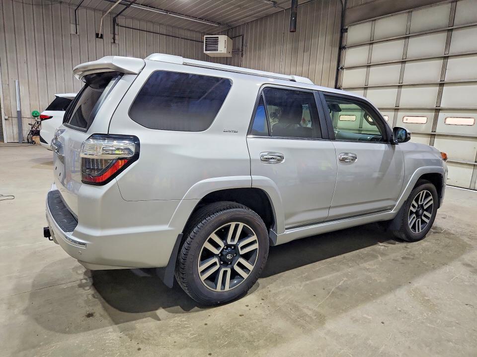 2024 TOYOTA 4RUNNER LIMITED — Фото 3 из 13