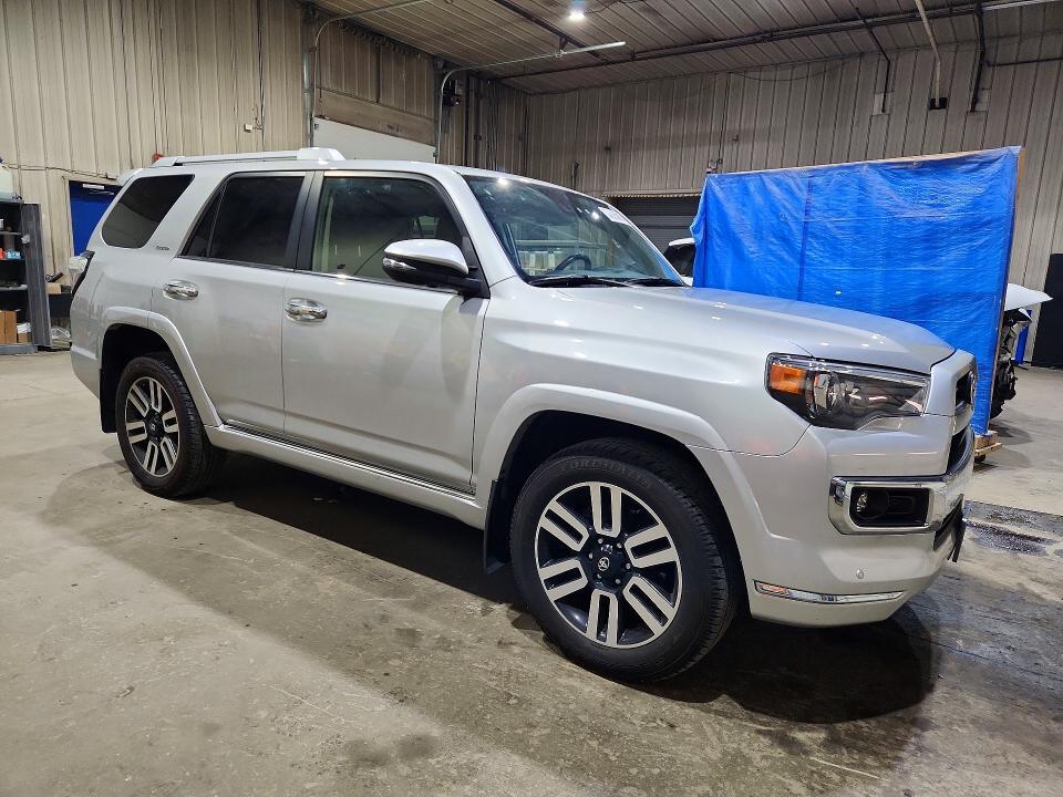 2024 TOYOTA 4RUNNER LIMITED — Фото 4 из 13