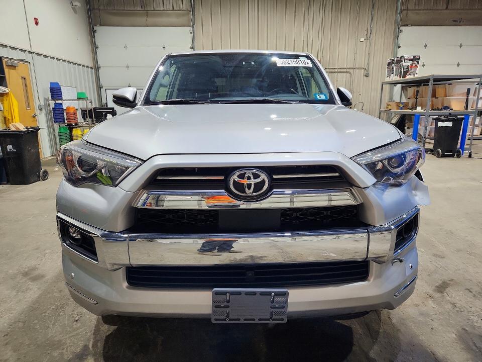 2024 TOYOTA 4RUNNER LIMITED — Фото 5 из 13