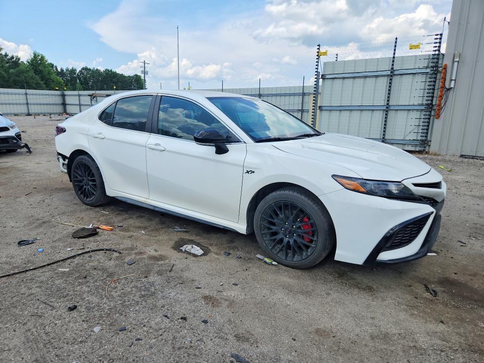 2024 TOYOTA CAMRY SE — Фото 4 из 13