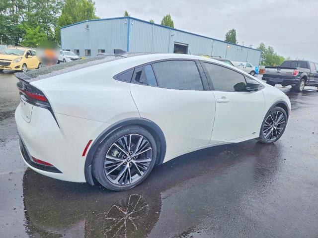 2024 TOYOTA PRIUS XLE — Фото 3 из 12