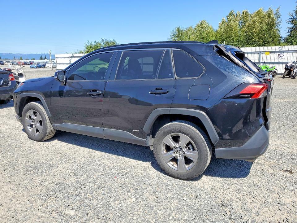 2024 TOYOTA RAV4 LE — Фото 2 из 14