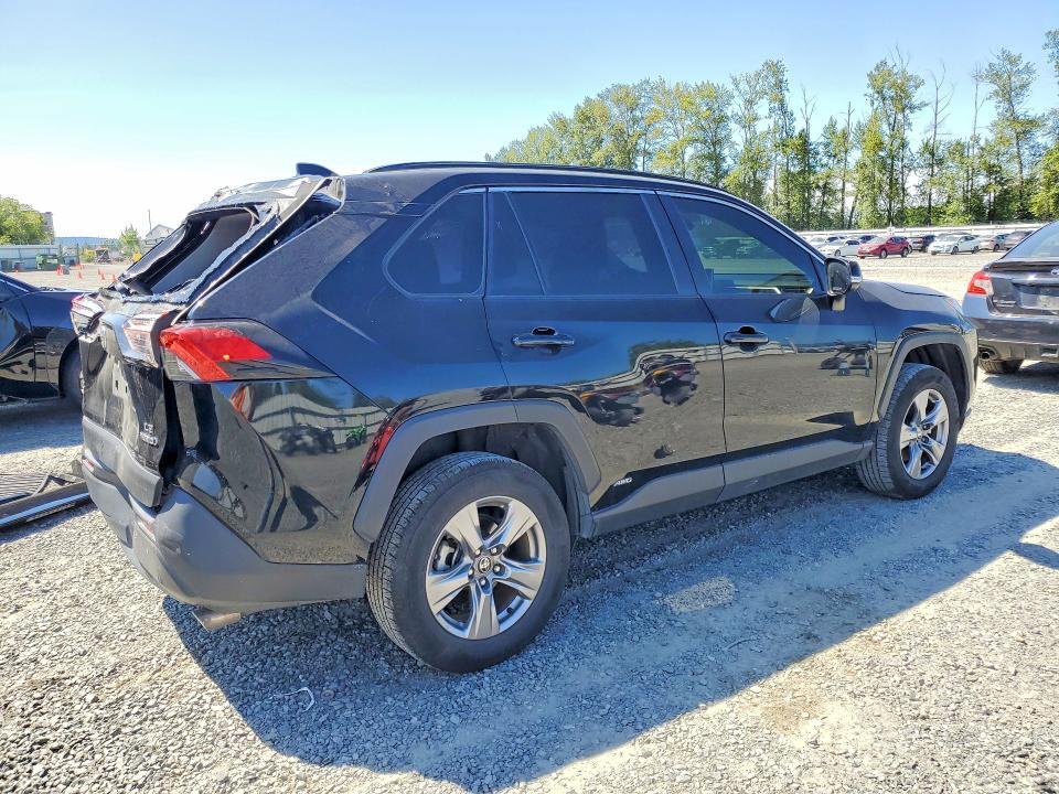 2024 TOYOTA RAV4 LE — Фото 3 из 14