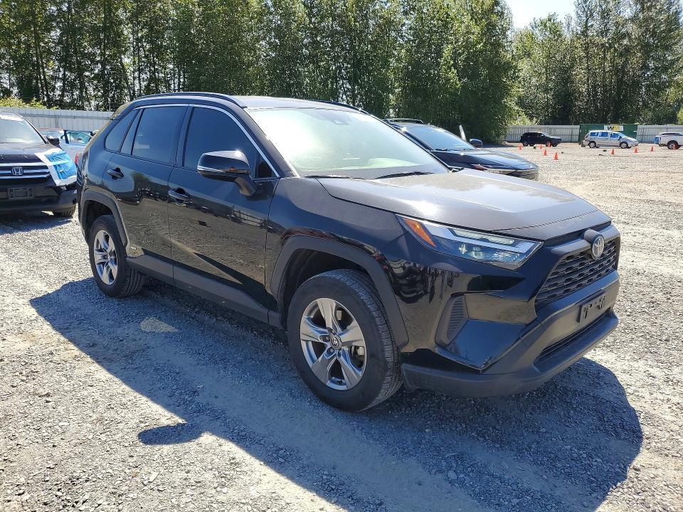 2024 TOYOTA RAV4 LE — Фото 4 из 14