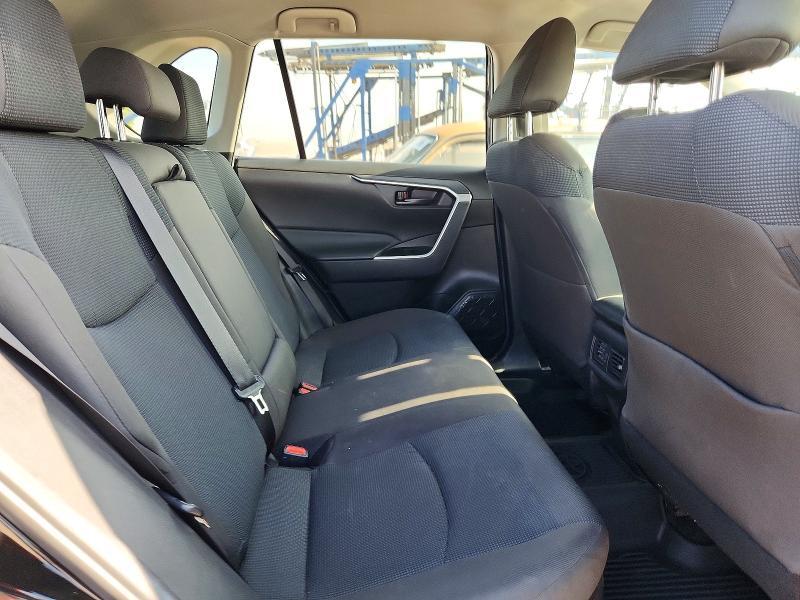 2024 TOYOTA RAV4 LE — Фото 11 из 13