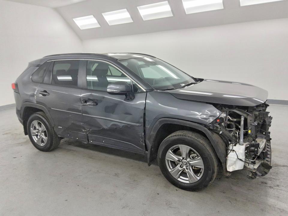 2T3RWRFV4RW242988 2024 TOYOTA RAV4 HYBRID photo no. 4