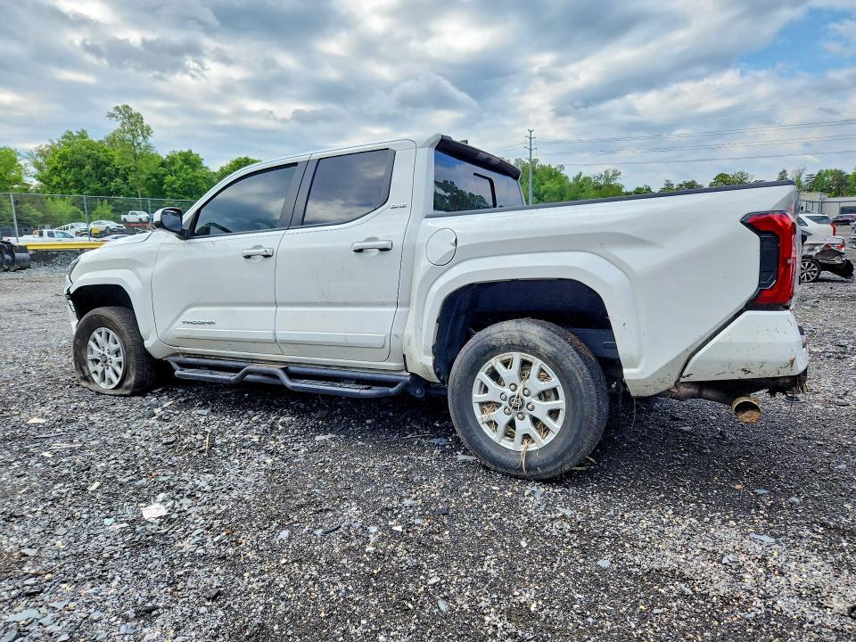 2024 TOYOTA TACOMA SR5 — Фото 2 из 12