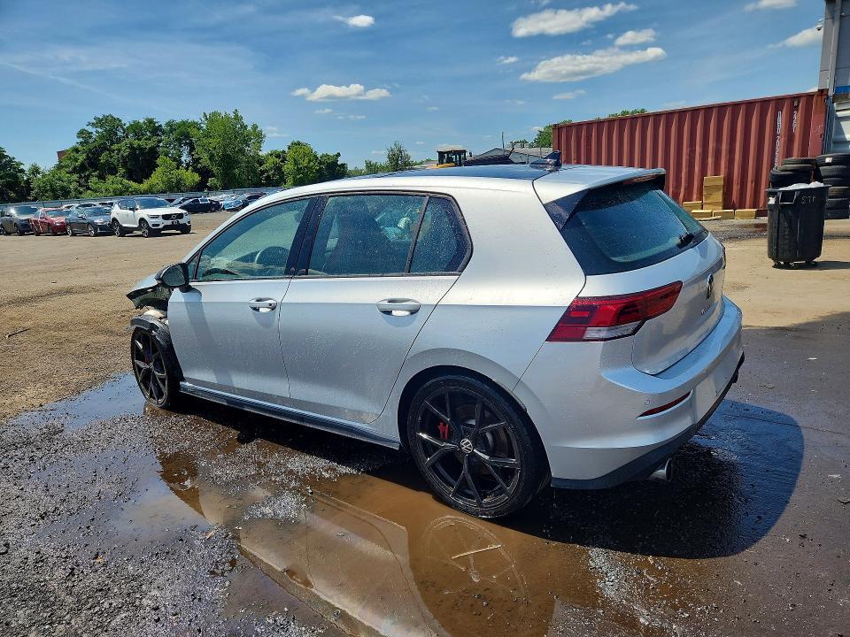 2024 VOLKSWAGEN GTI SE — Фото 2 из 12