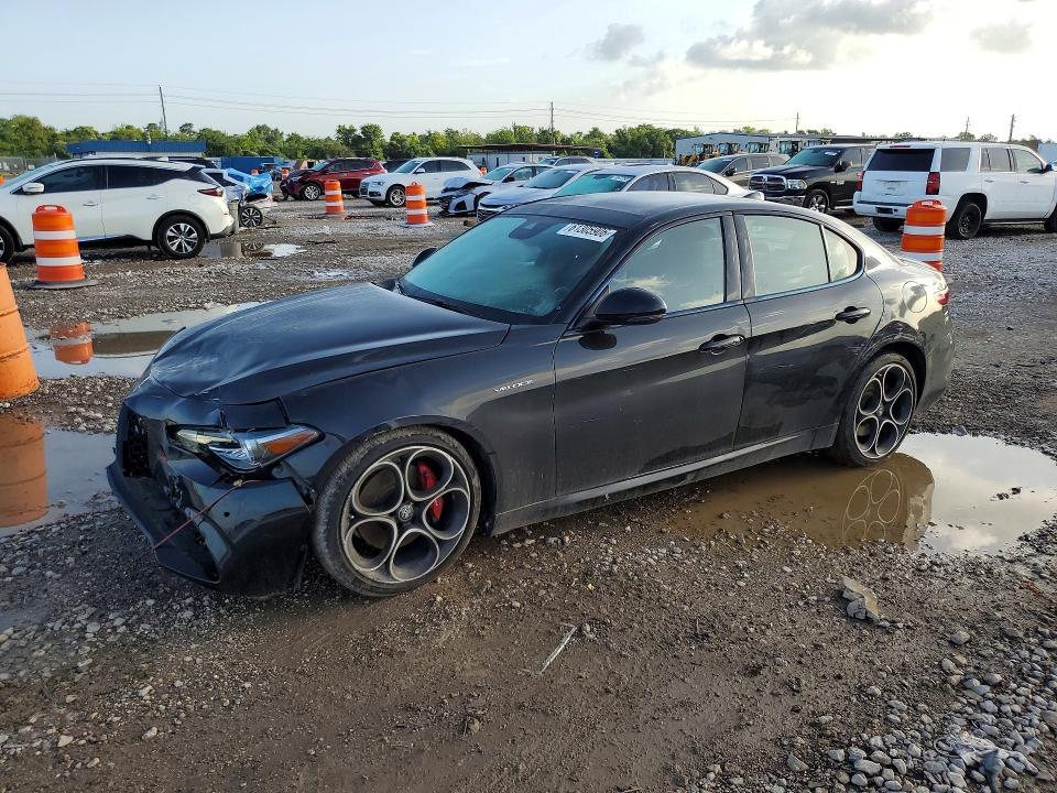 2023 ALFA ROMEO GIULIA ZARFAMBN4P7666521