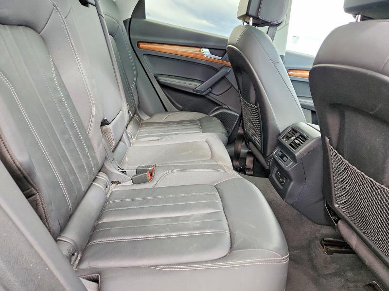 2023 AUDI Q5 PREMIUM PLUS 45 — Фото 10 из 12