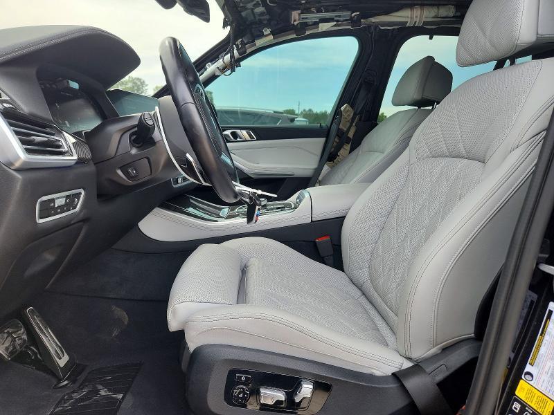 2023 BMW X5 M50I — Фото 7 из 13