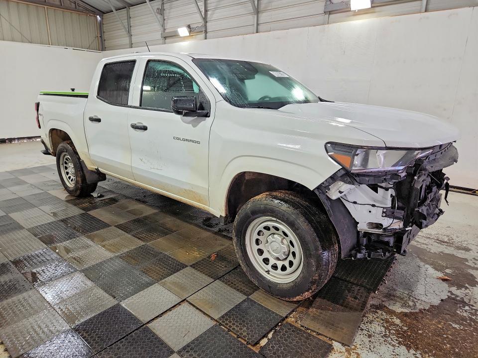 2023 CHEVROLET COLORADO — Фото 4 из 13