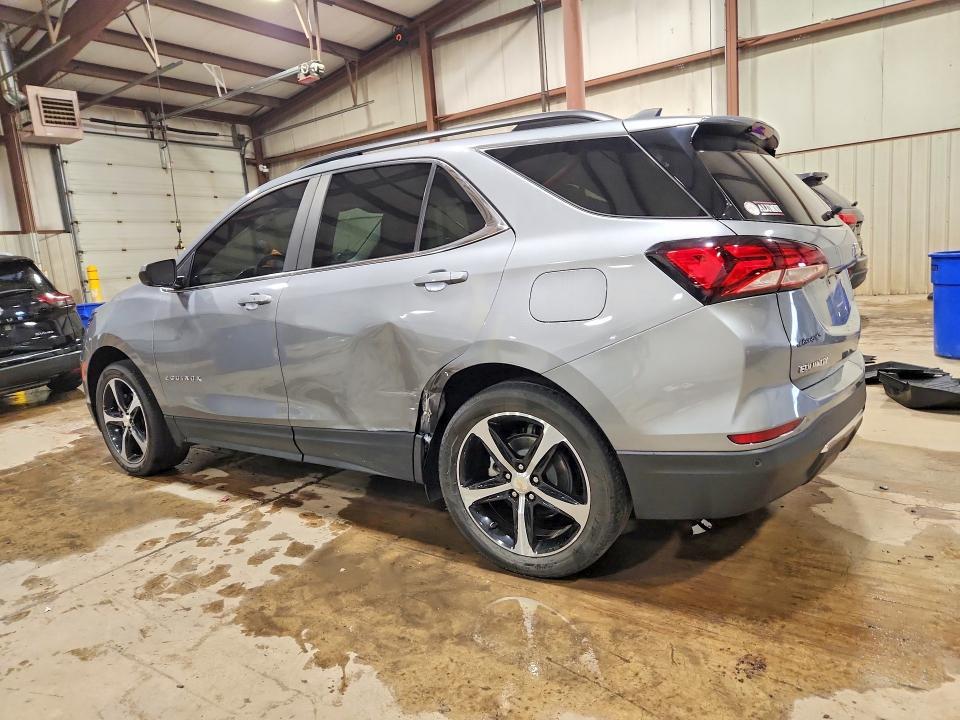 2023 CHEVROLET EQUINOX LT — Фото 2 из 13