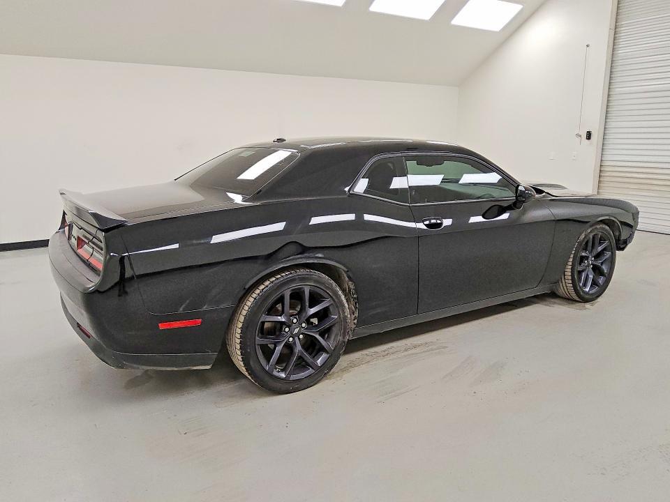 2C3CDZBT8PH669575 2023 DODGE CHALLENGER photo no. 3