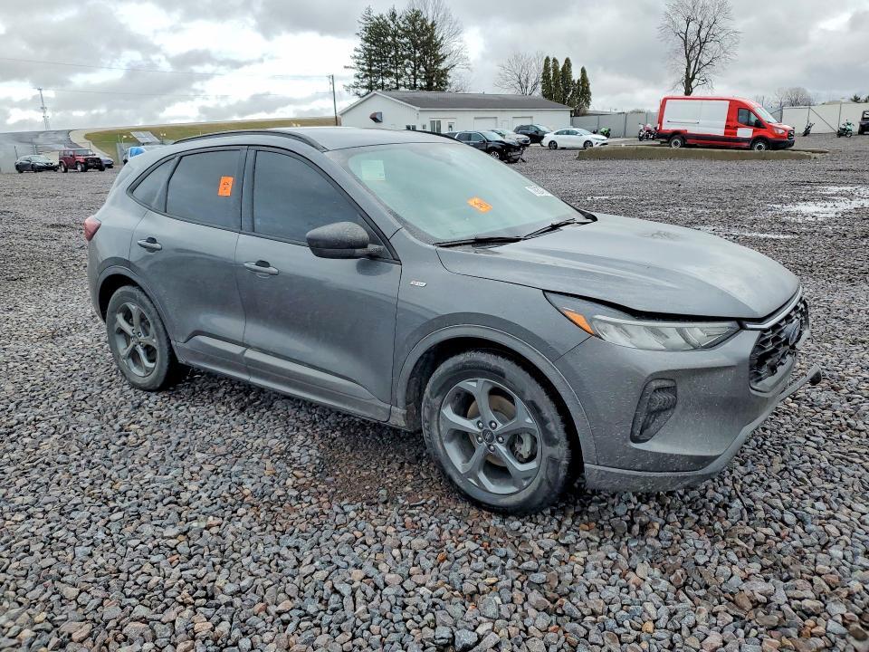 2023 FORD ESCAPE ST LINE — Фото 4 из 12