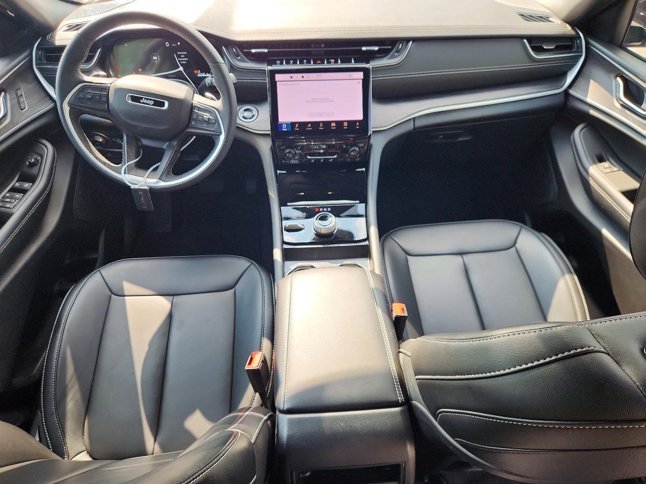 2025 JEEP GRAND CHEROKEE LIMITED — Фото 8 из 13