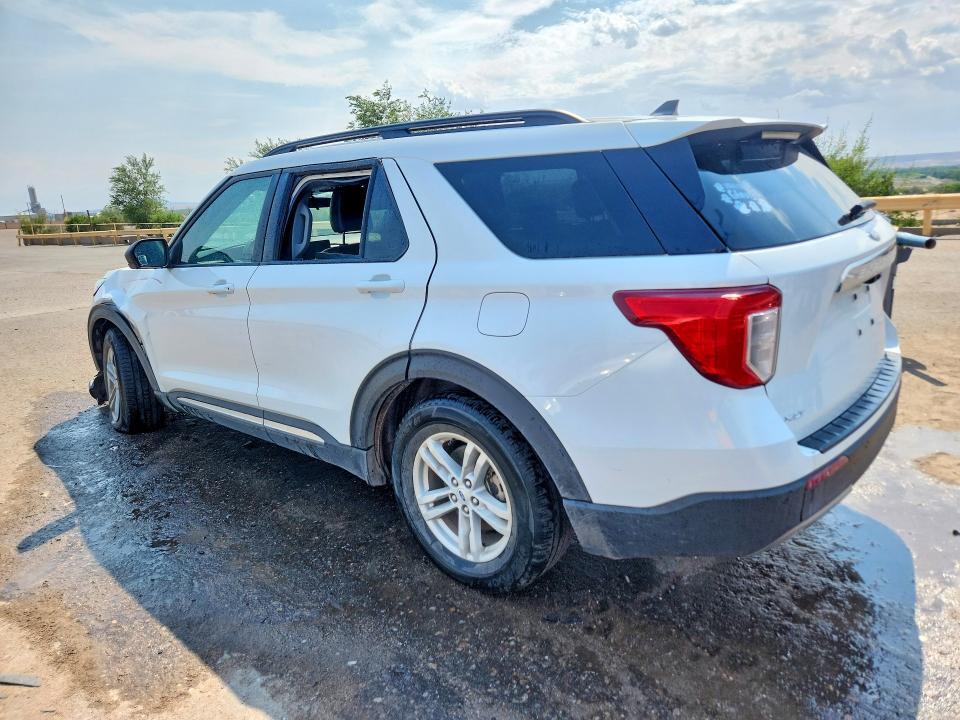1FMSK7DH8PGB72303 2023 FORD EXPLORER photo no. 2